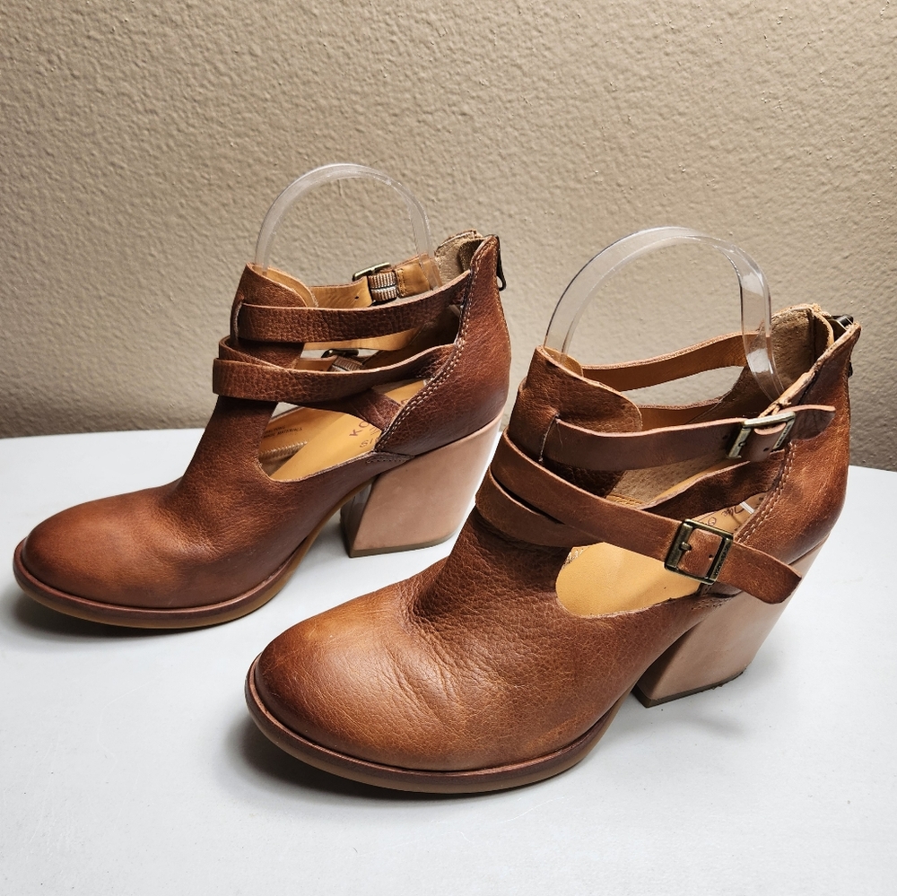 Kork-Ease Womens Stina Distressed Tan Leather Strappy Ankle Booties-Size 8